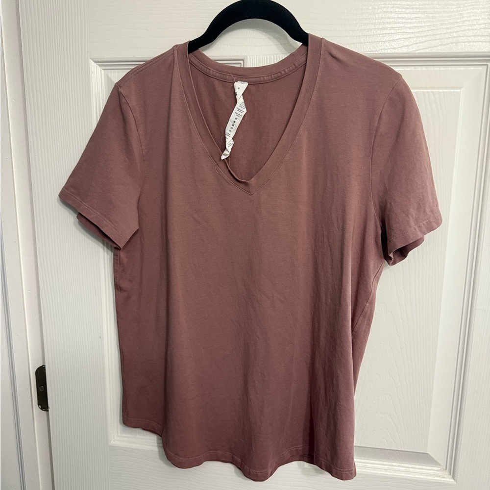NWOT Lululemon V Neck